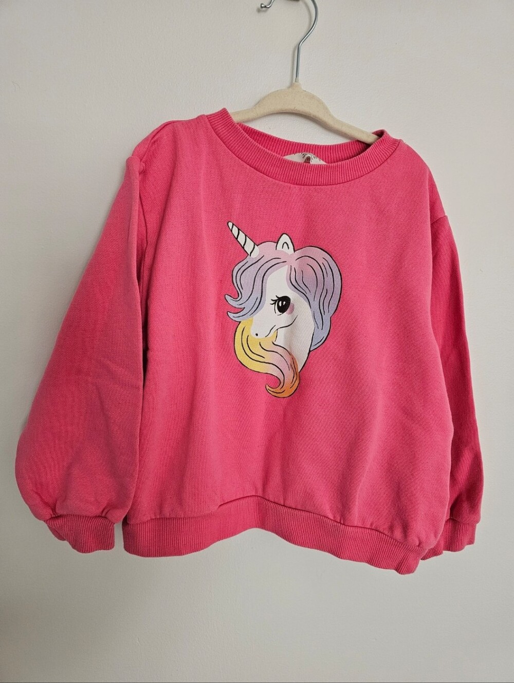 🧸2/20$ H&M Pink Unicorn Graphic Sweatshirt Sweater Size 5T Girl